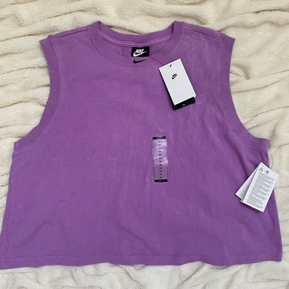 NWT Nike cropped knit center swoosh tank top